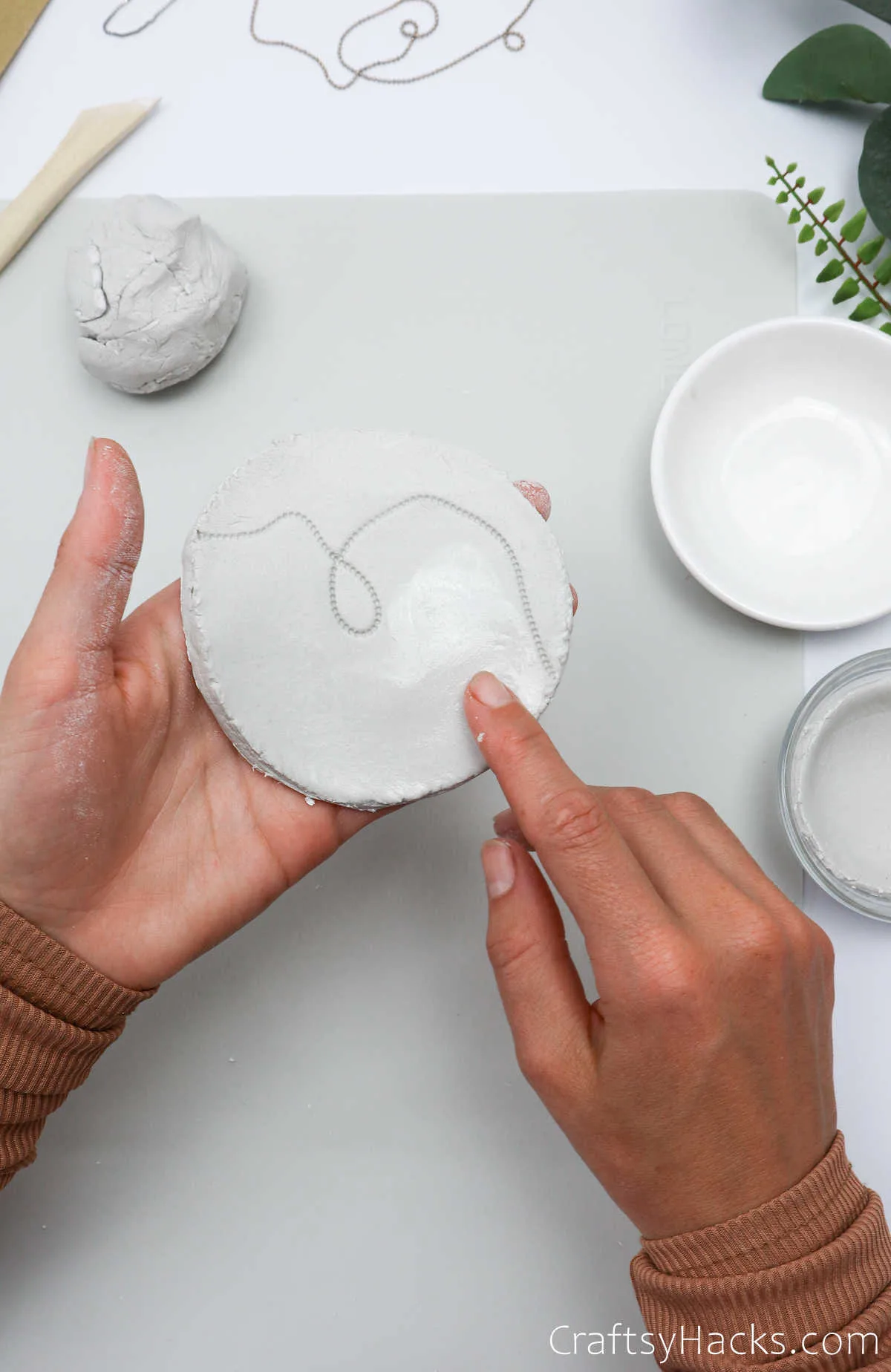 How to Make Trinket Dishes with Air-Dry Clay + Shapes Template