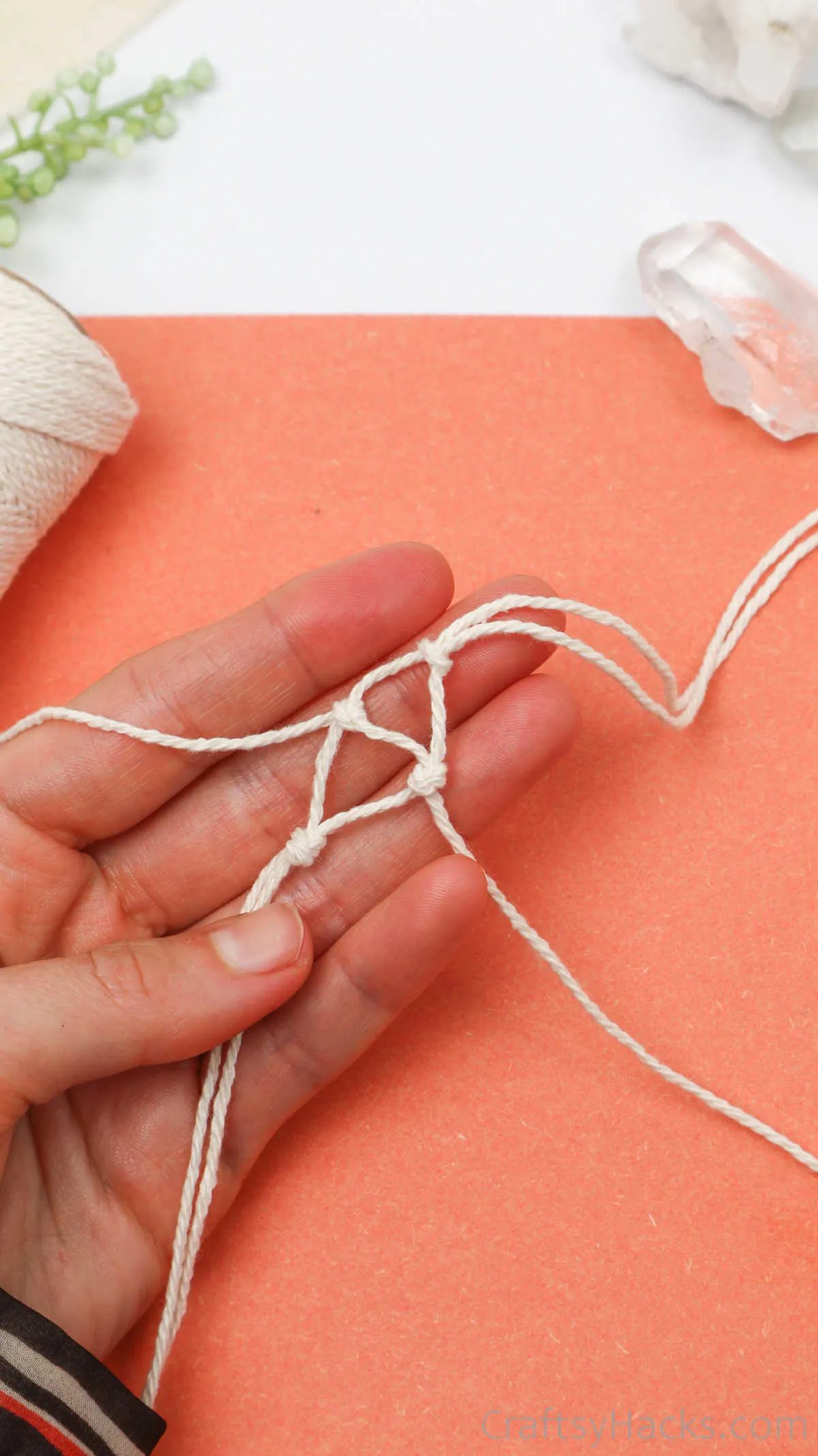 adding knots to string