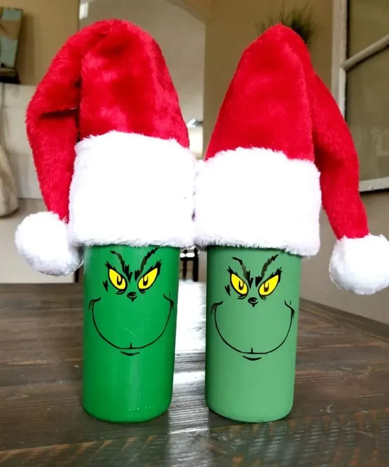 DIY Grinch Wine Bottle