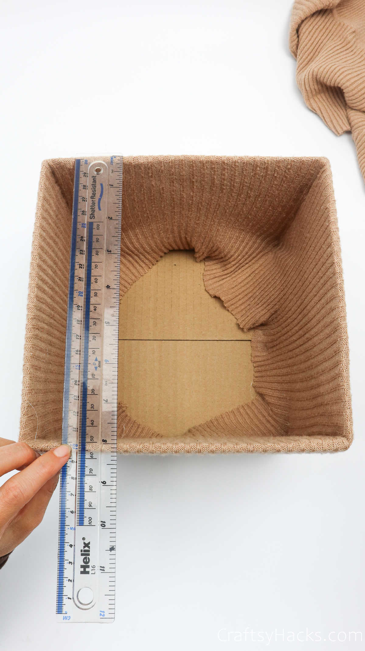measuring top of box