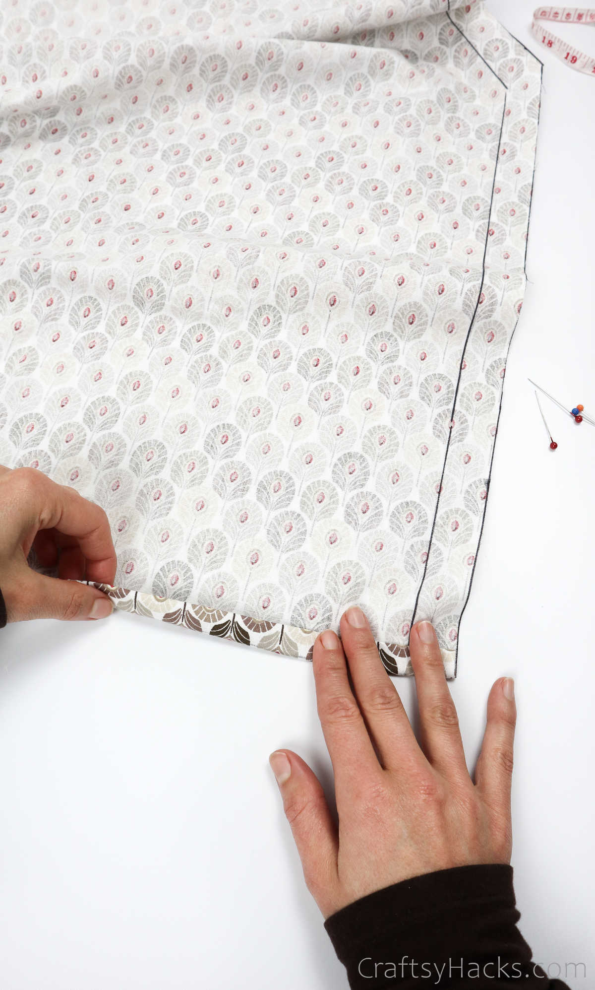 marking edges of fabric
