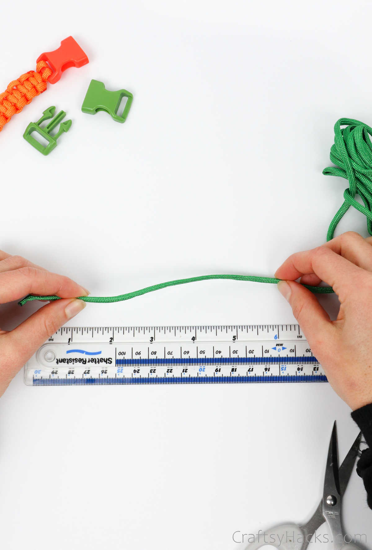 measuring paracord