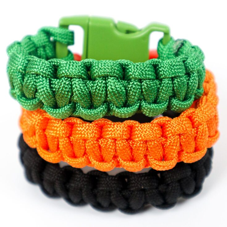 How to Make Parachute Cord Paracord Bracelets  Frugal Fun For Boys and  Girls