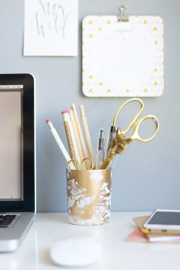 Gold Marbled Pencil Cup