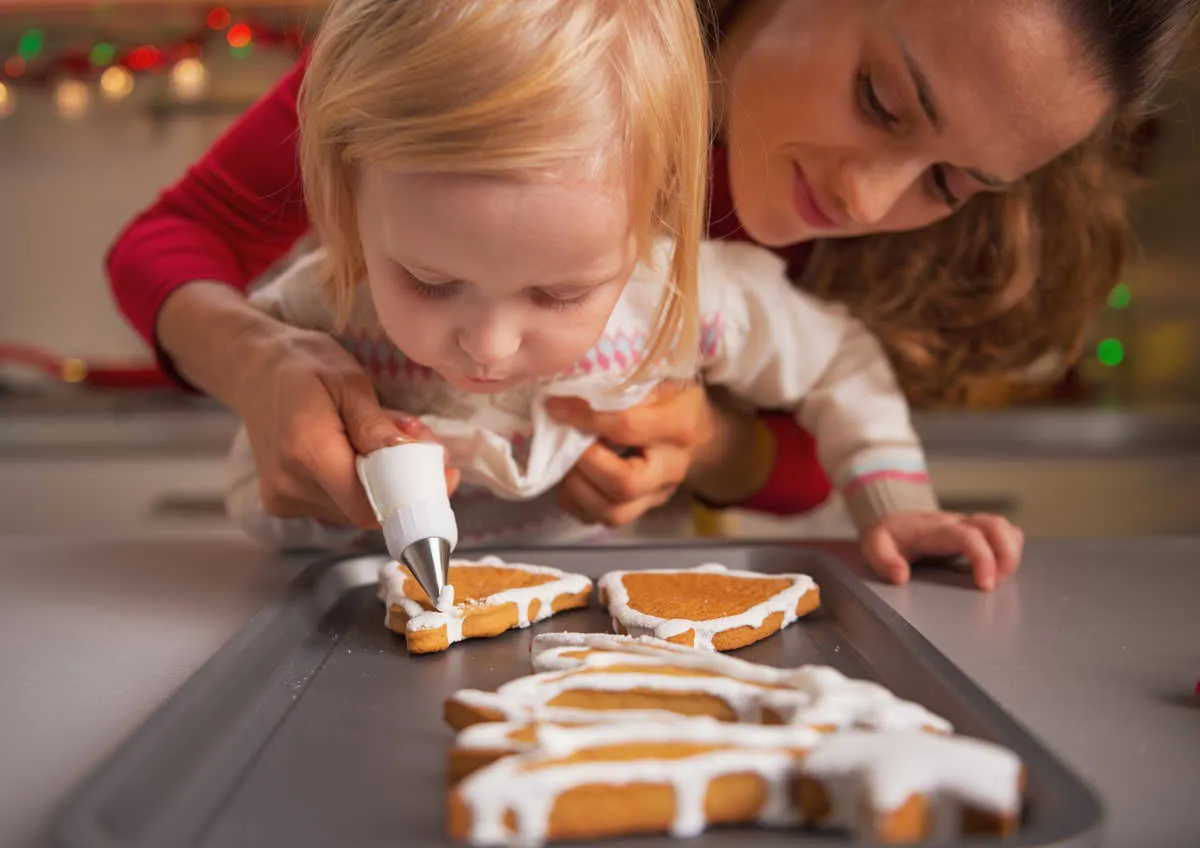 Decorate Cookies