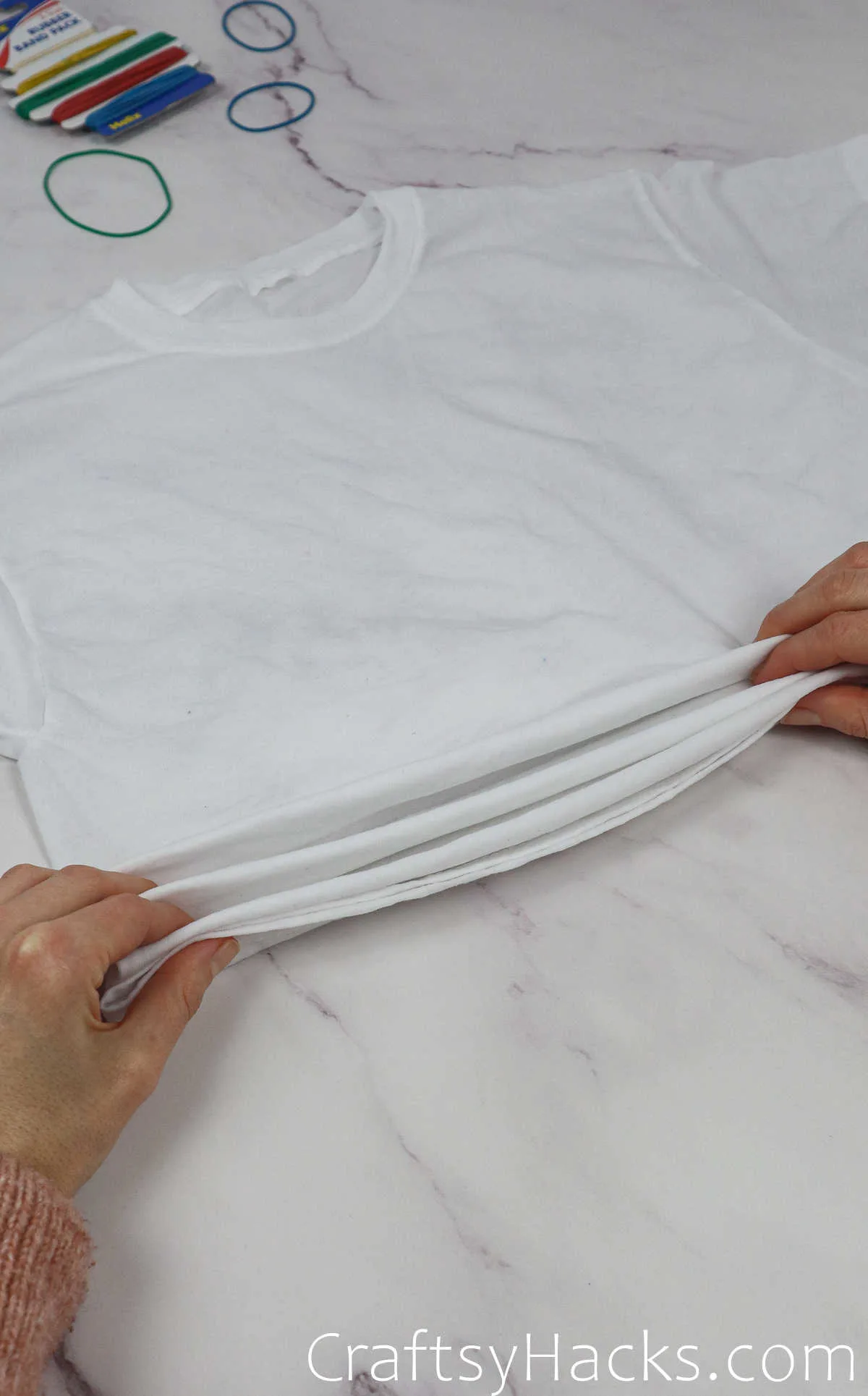 folding shirt
