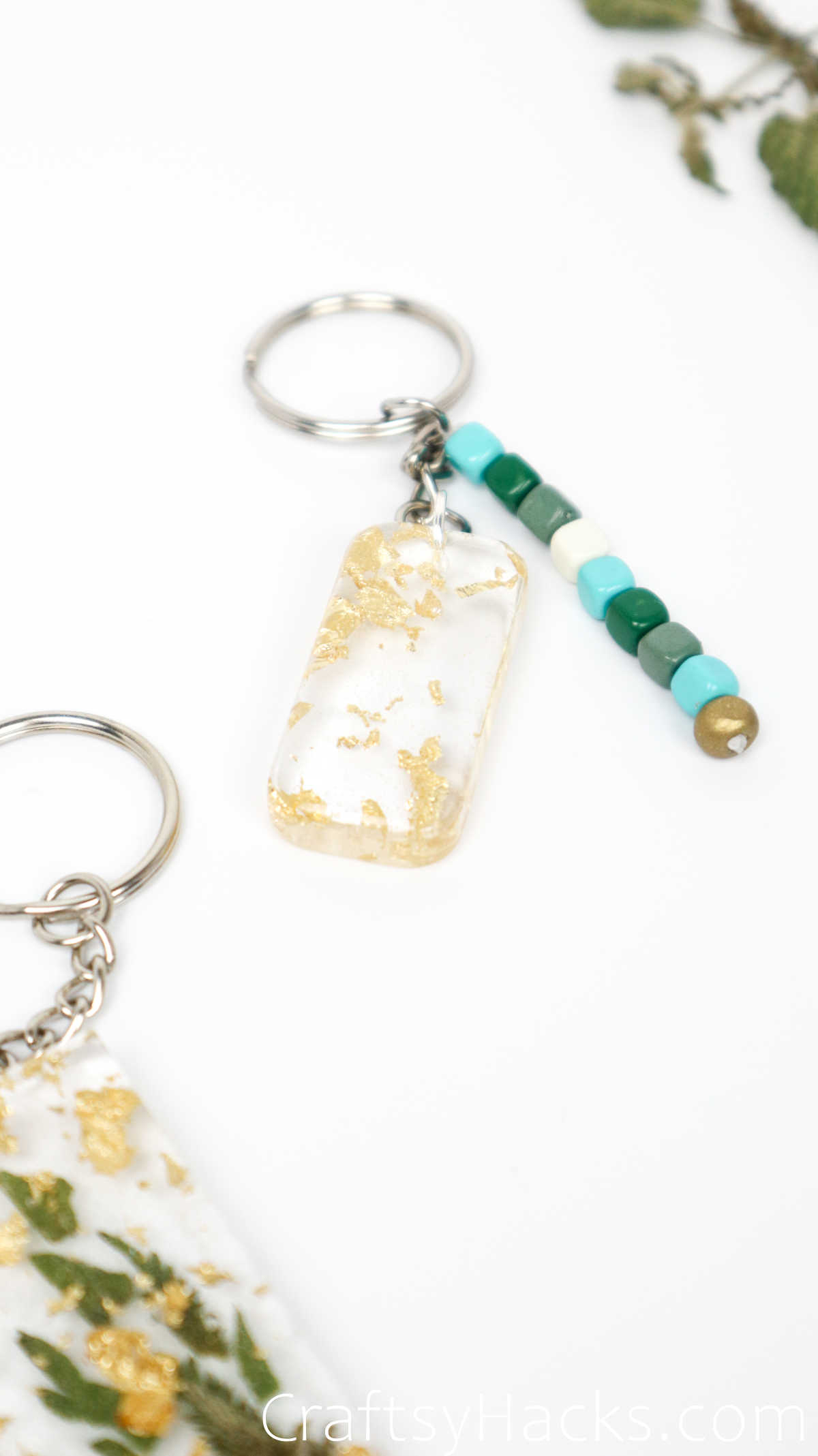 resin keychain with gold flakes