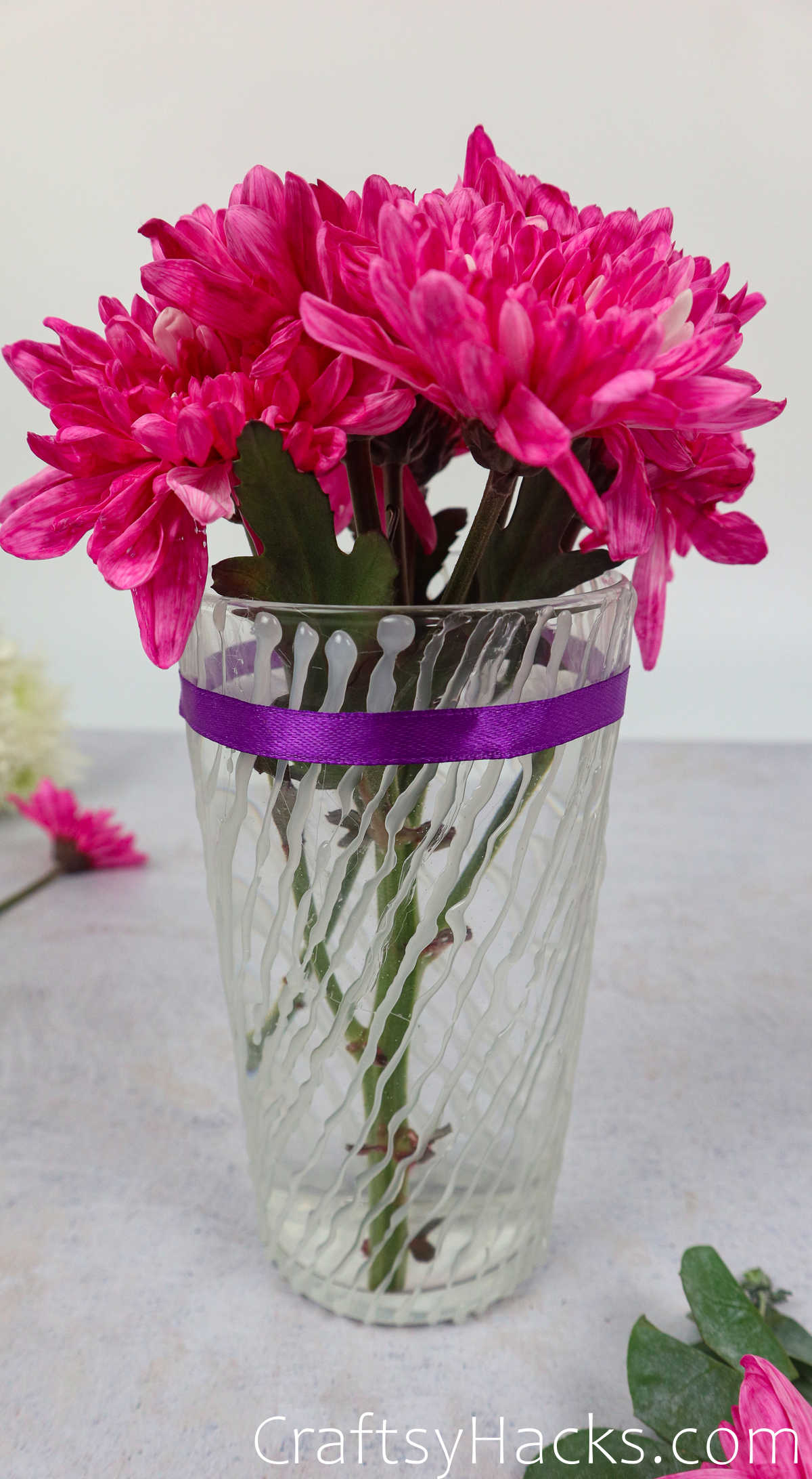 DIY Hot Glue Gun Vase