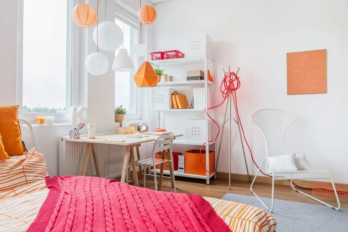 Bright orange and pink decorations