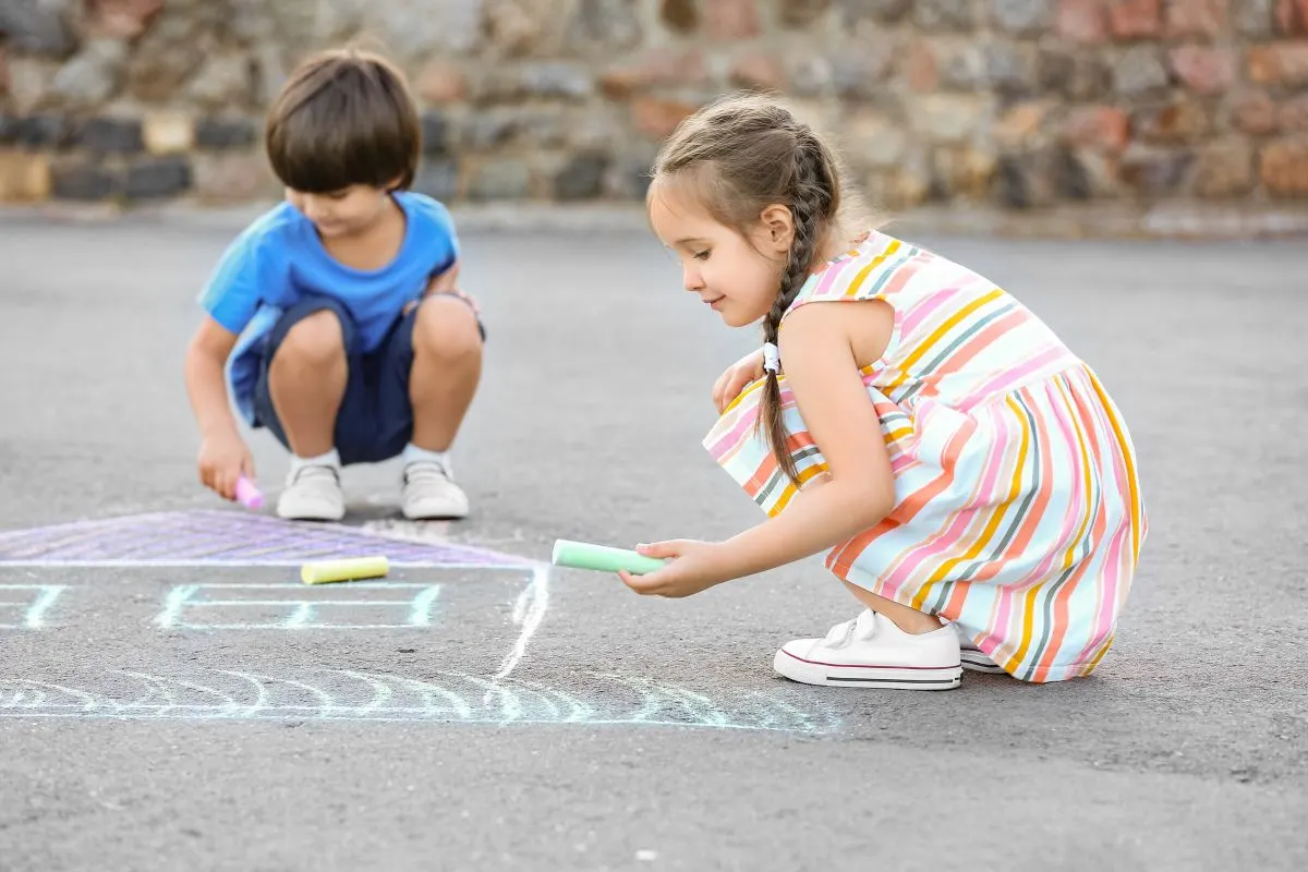 Draw on the sidewalk