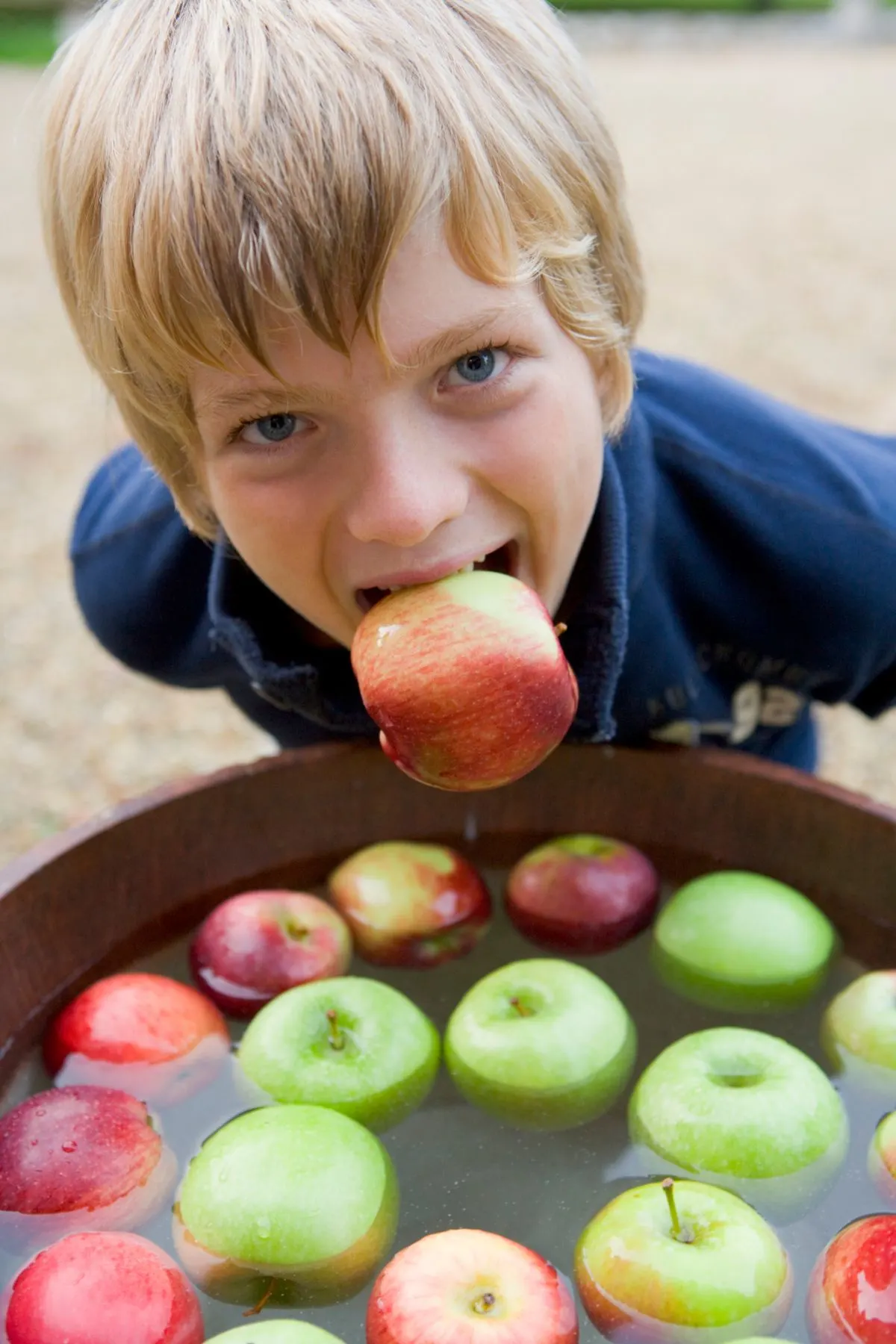 Apple Race