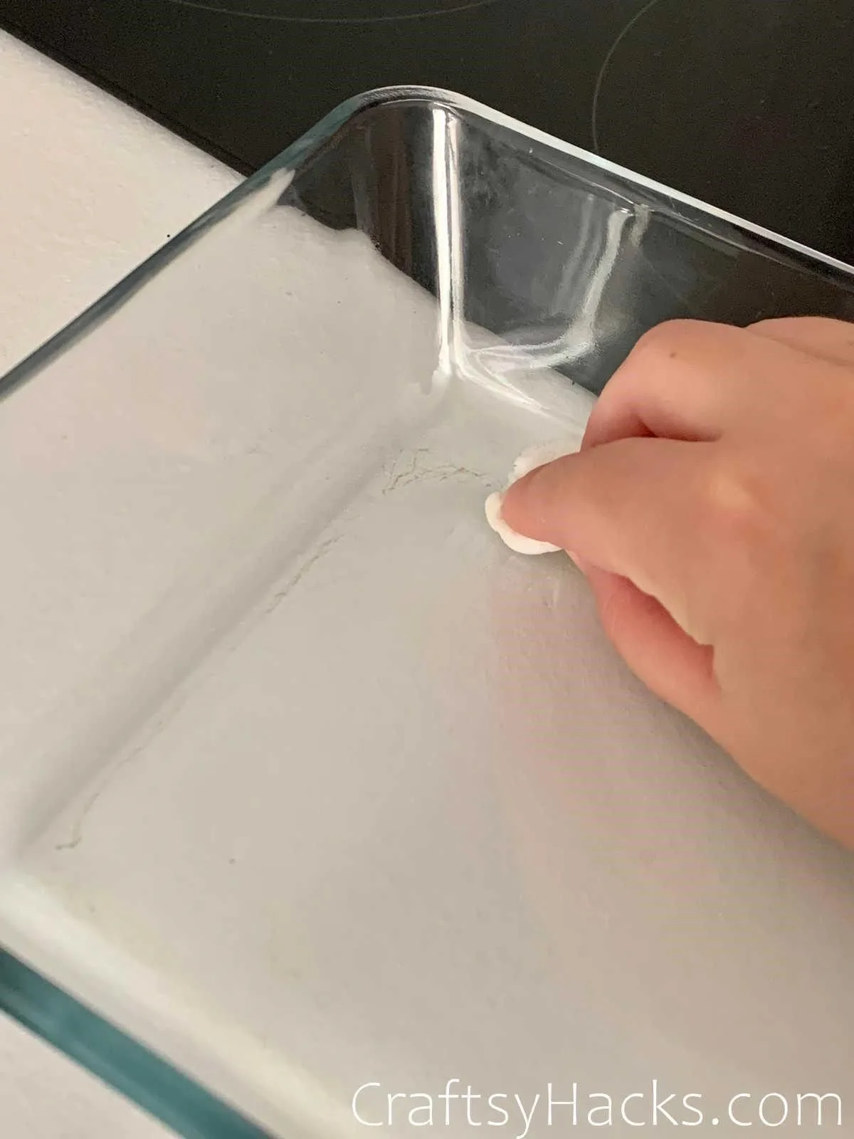 remove grease from baking dishes