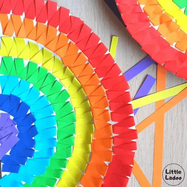 paper plate rainbow