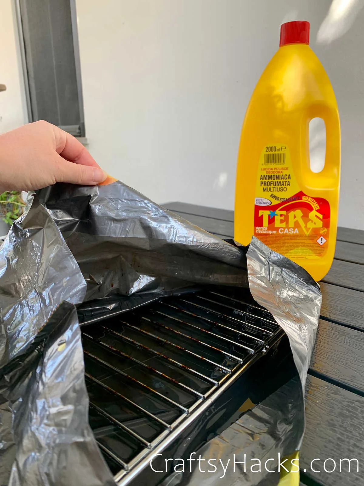 deep clean oven racks