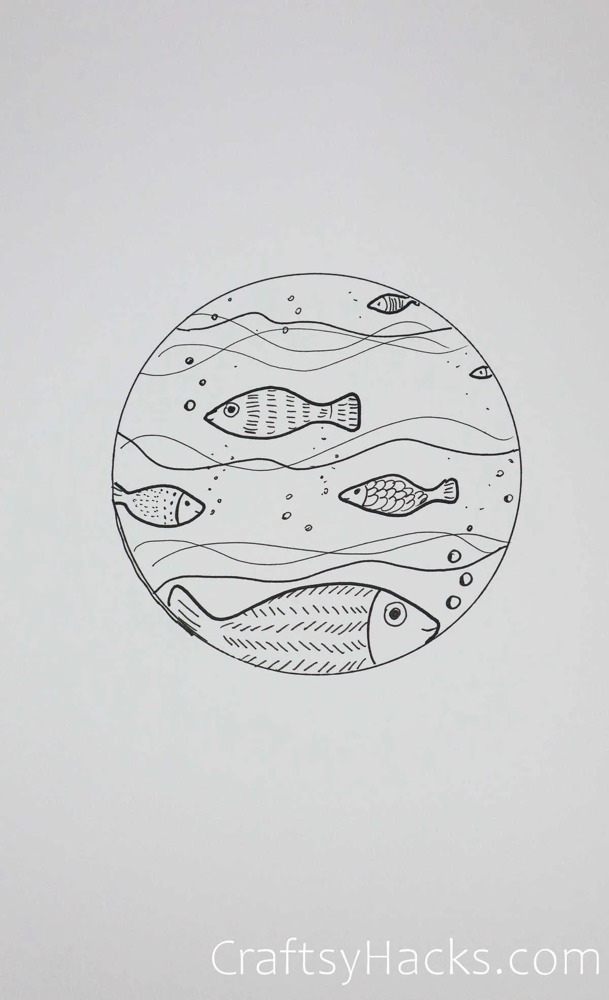 fish circle drawing