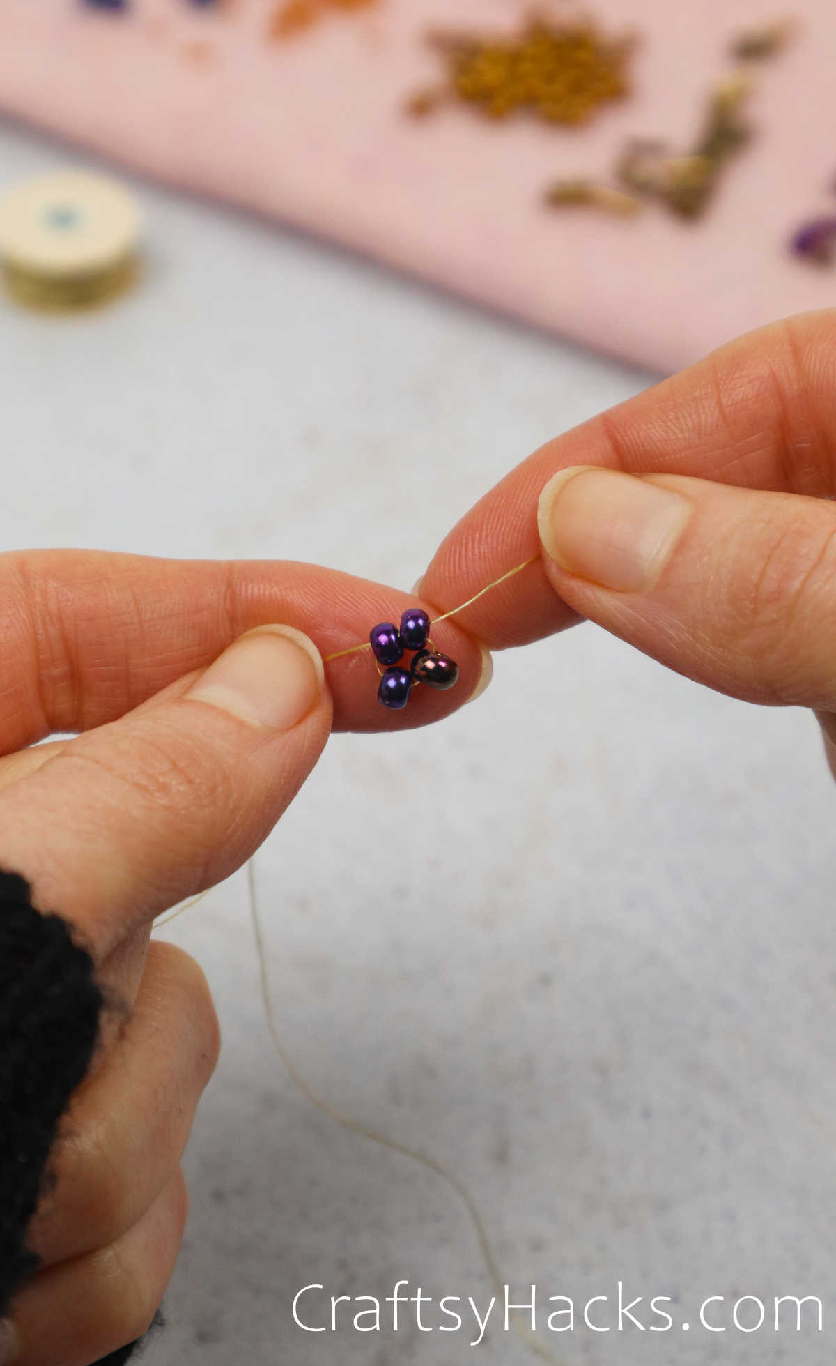 beads form a square shape