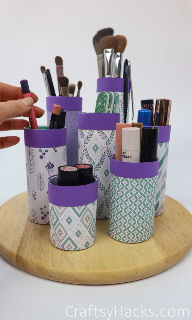 DIY Makeup Organizer (Step-by-Step Tutorial) - Craftsy Hacks