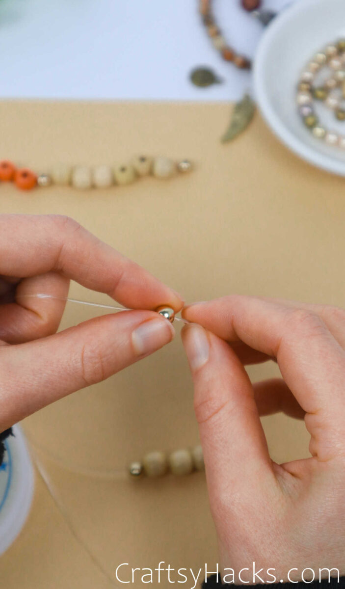 How to Make Beaded Bracelets - Craftsy Hacks