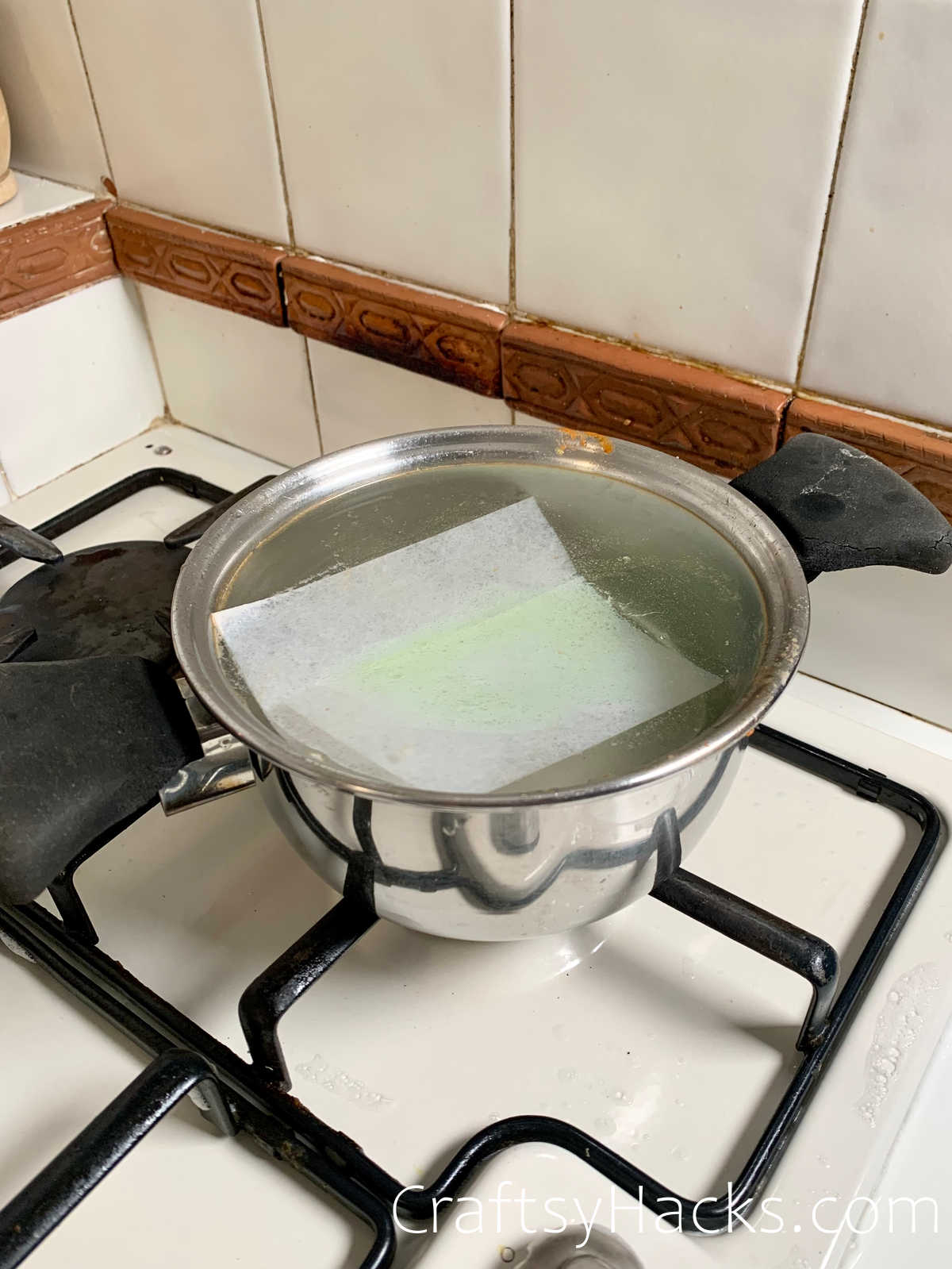 clean pots and pans