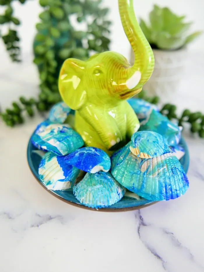 nail polish shell decor