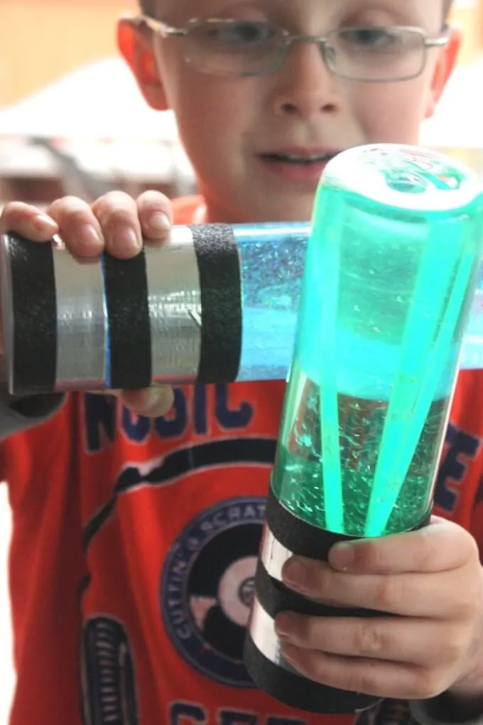 light sabor sensory bottle