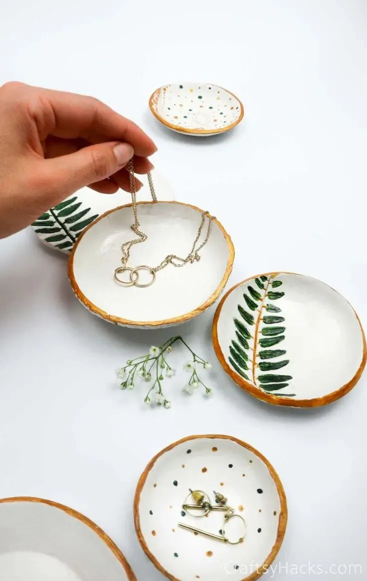 DIY jewelry trays