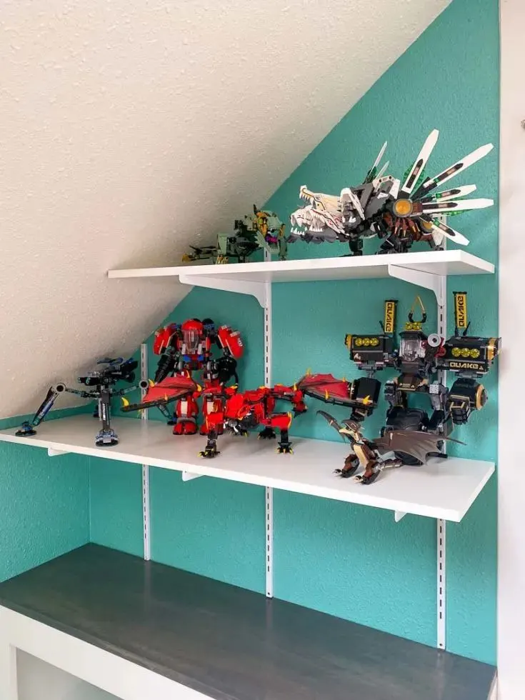 adjustable wall mounted shelving