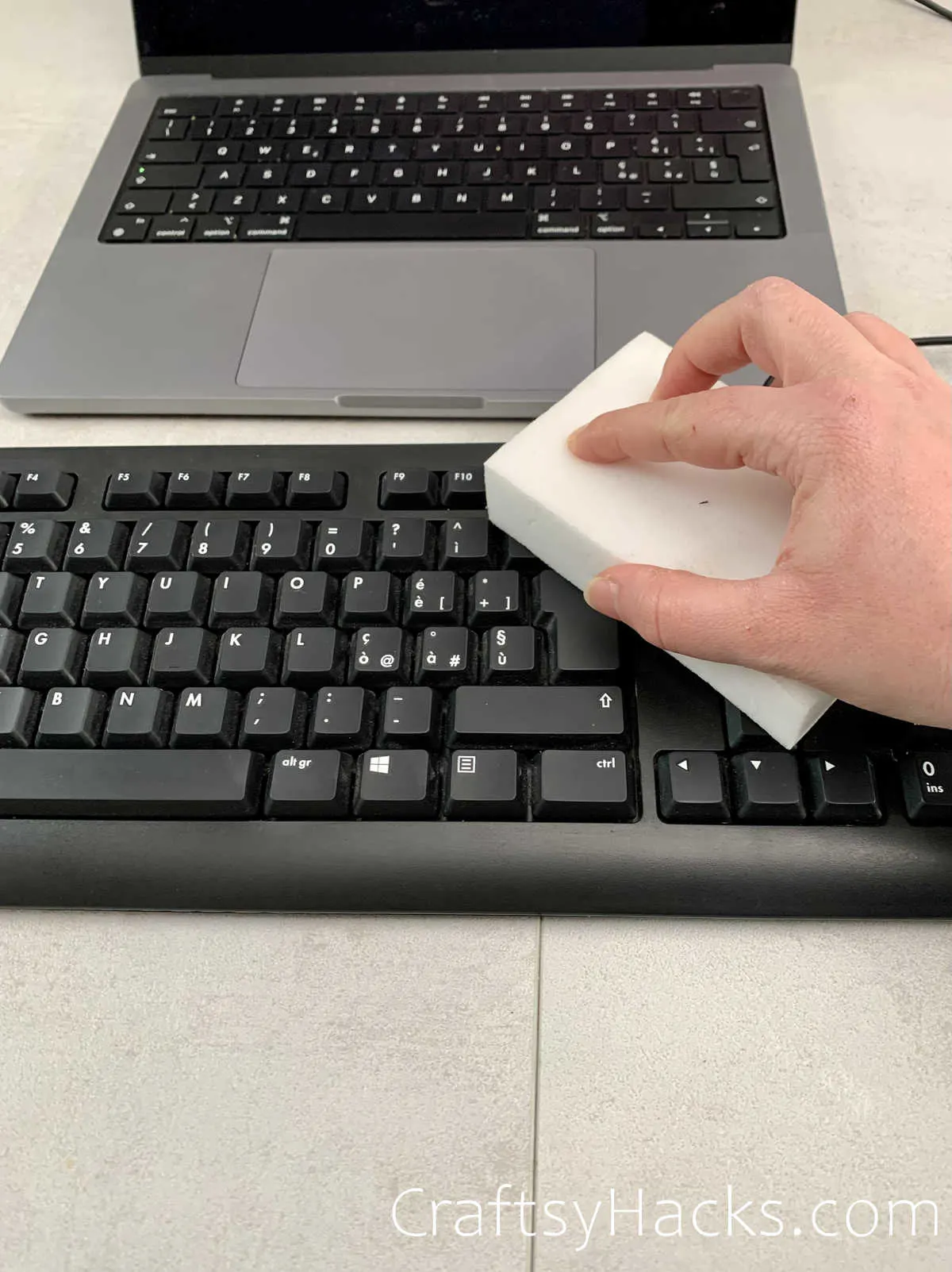 keep keyboards clean with a magic eraser