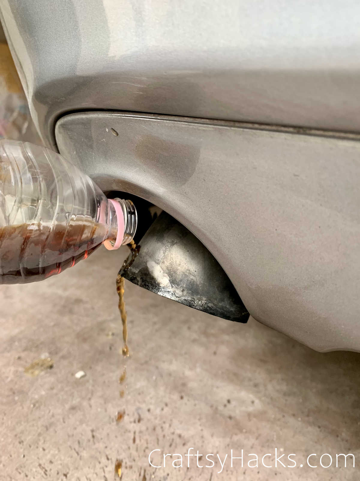 using soda to remove car corrosion
