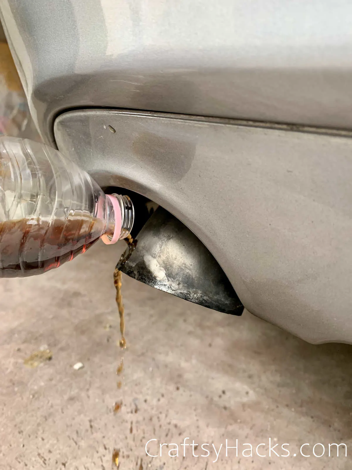 using soda to remove car corrosion