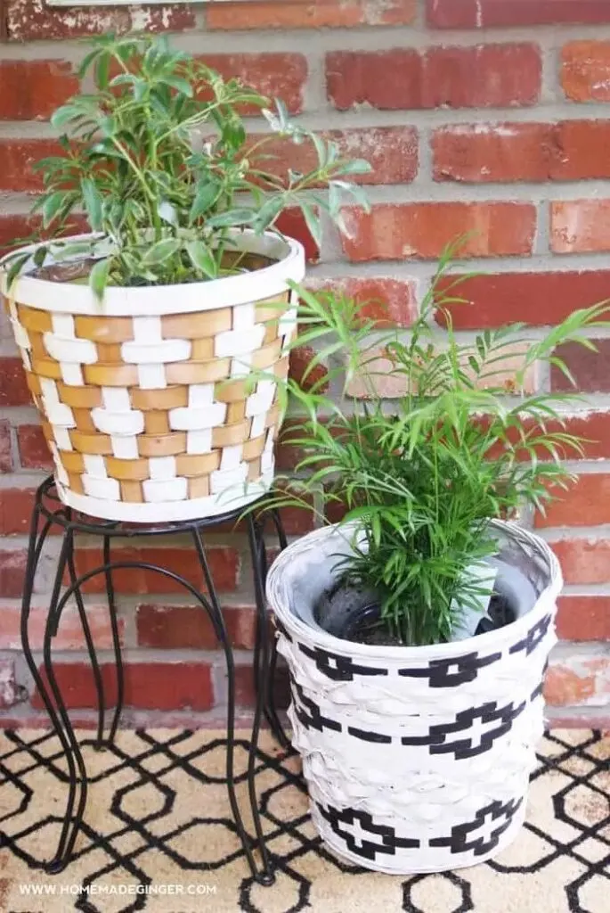 DIY Painted Baskets