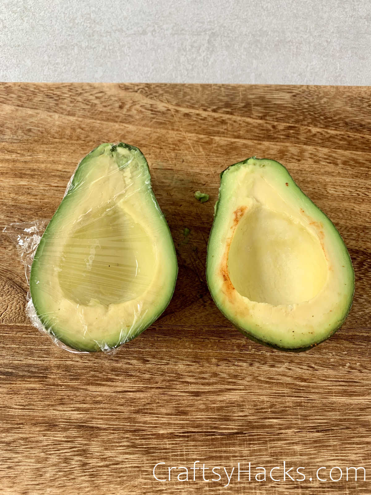 keep avocados from turning brown