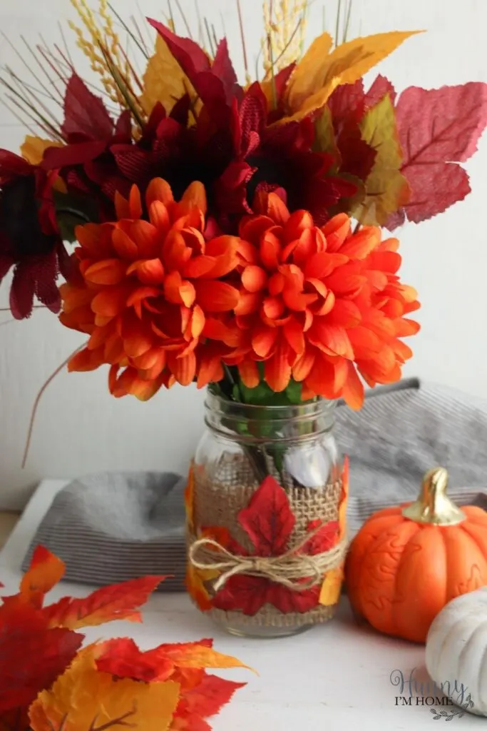 burlap wrapped mason jar