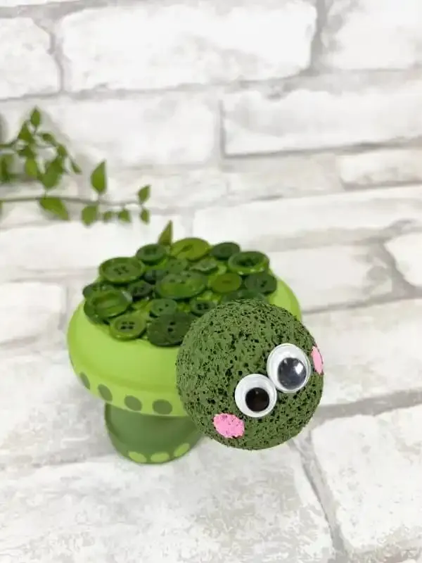 plant pot turtle craft