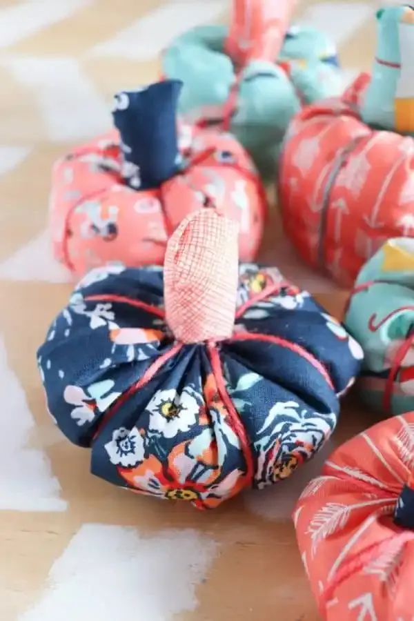 scrap fabric pumpkins