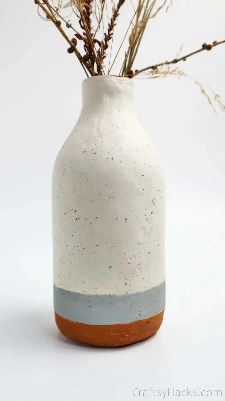 DIY bottle vase