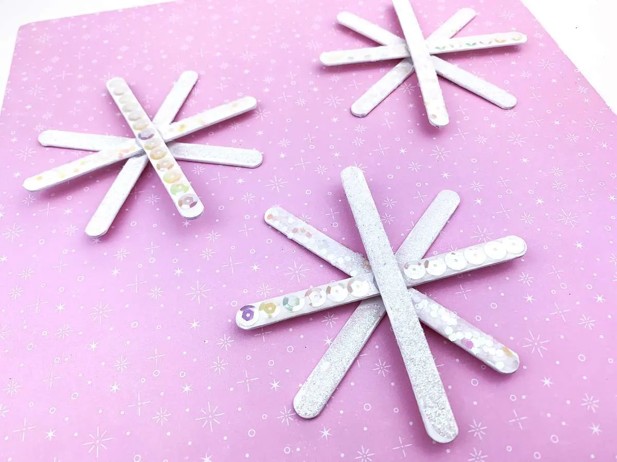 DIY Snowflakes Craft Using Glittered Glue, A Cowboy's Wife