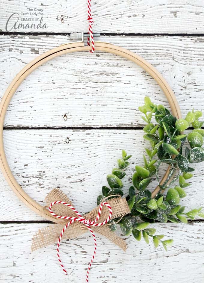 winter embroidery wreath