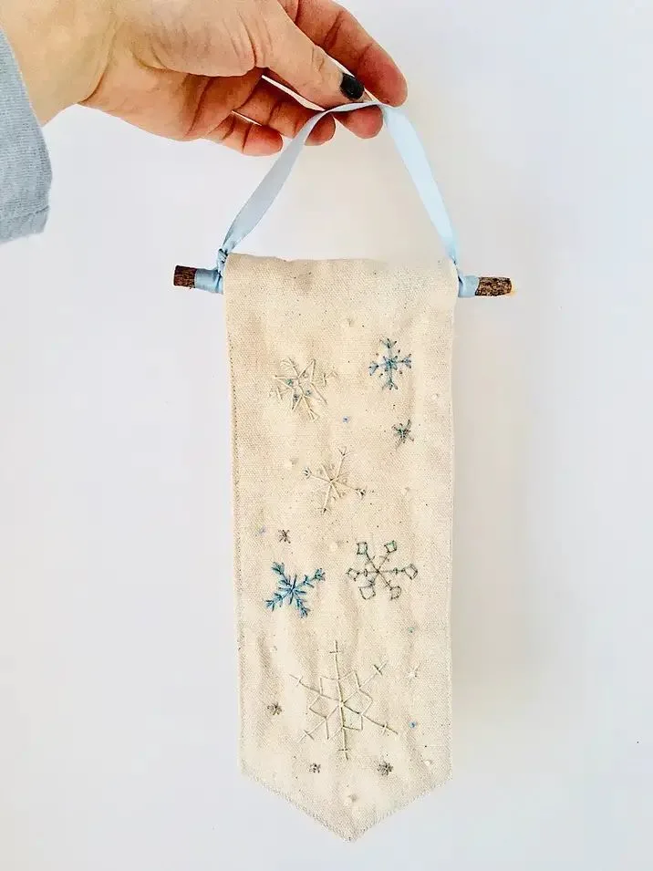 snowflake door hanger