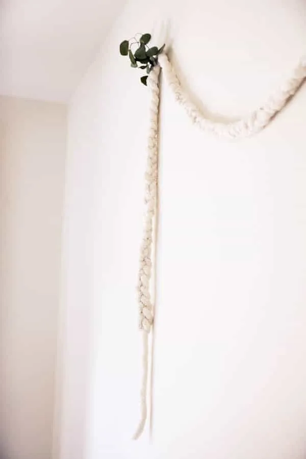 knotted yarn garland