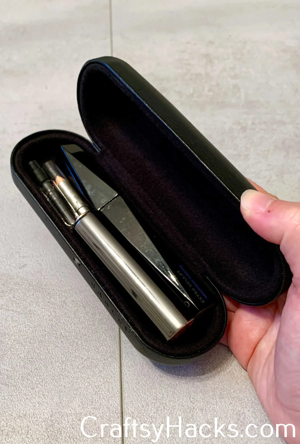 glasses case to store makeup