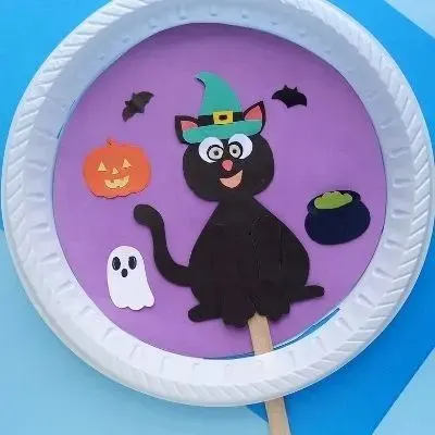 paper plate cat