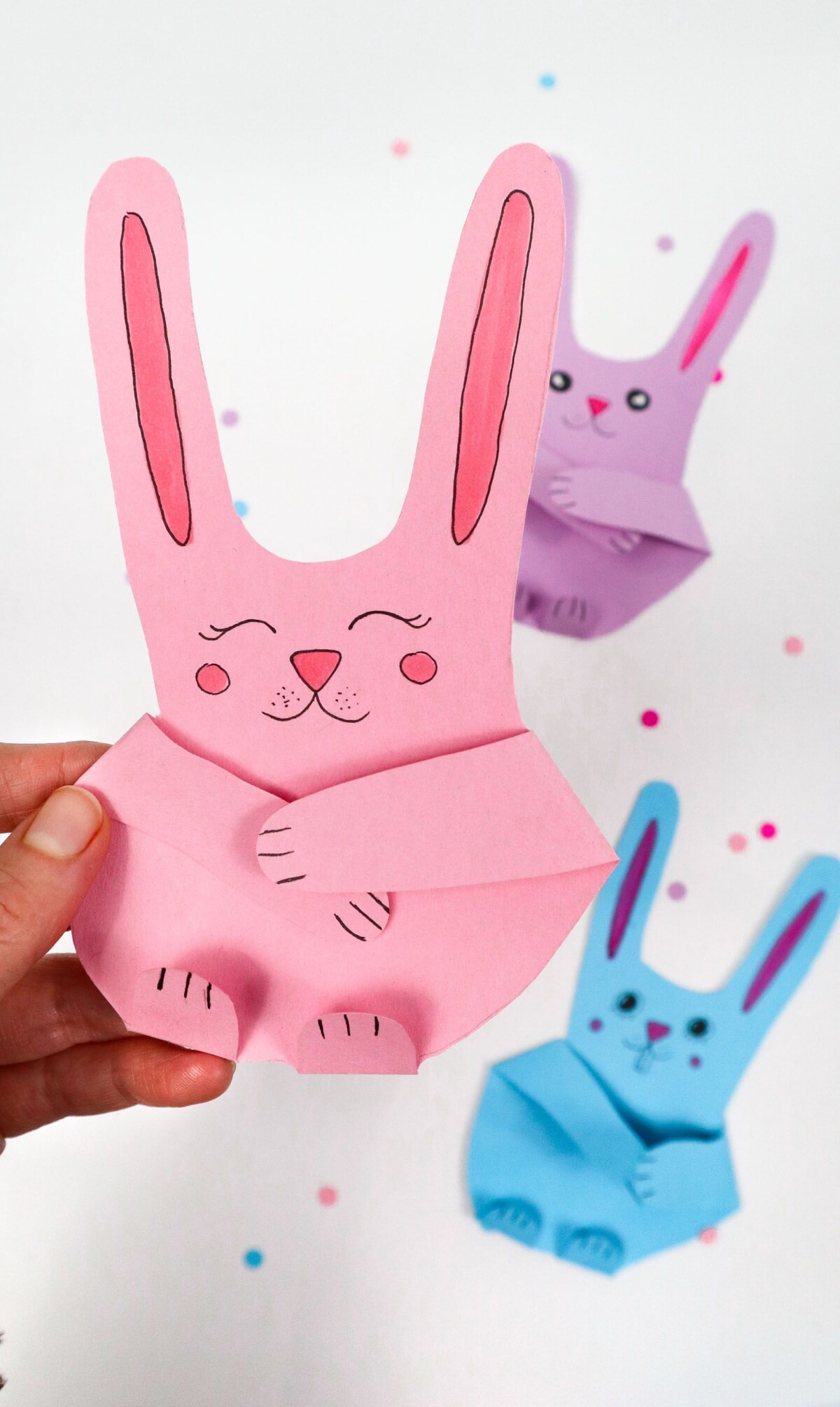 Handprint Bunnies - Craftsy Hacks