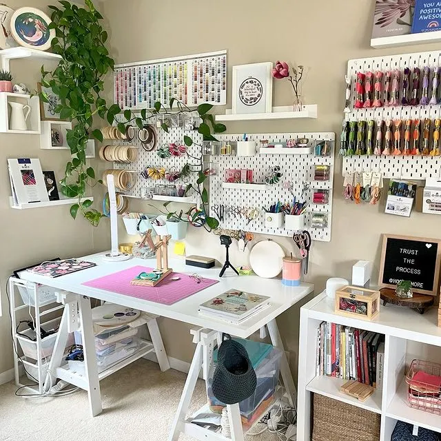 27 Genius Craft Room Hacks for a Small Space - Craftsy Hacks