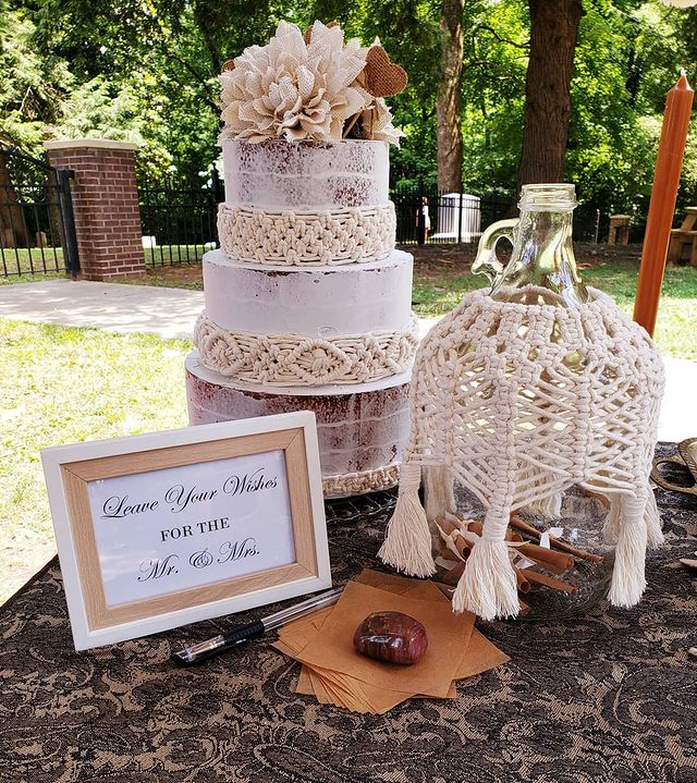  Simple Wishing Table For Guests
