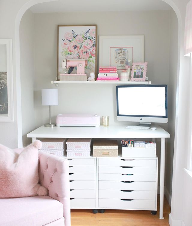 Table/Drawer Storage