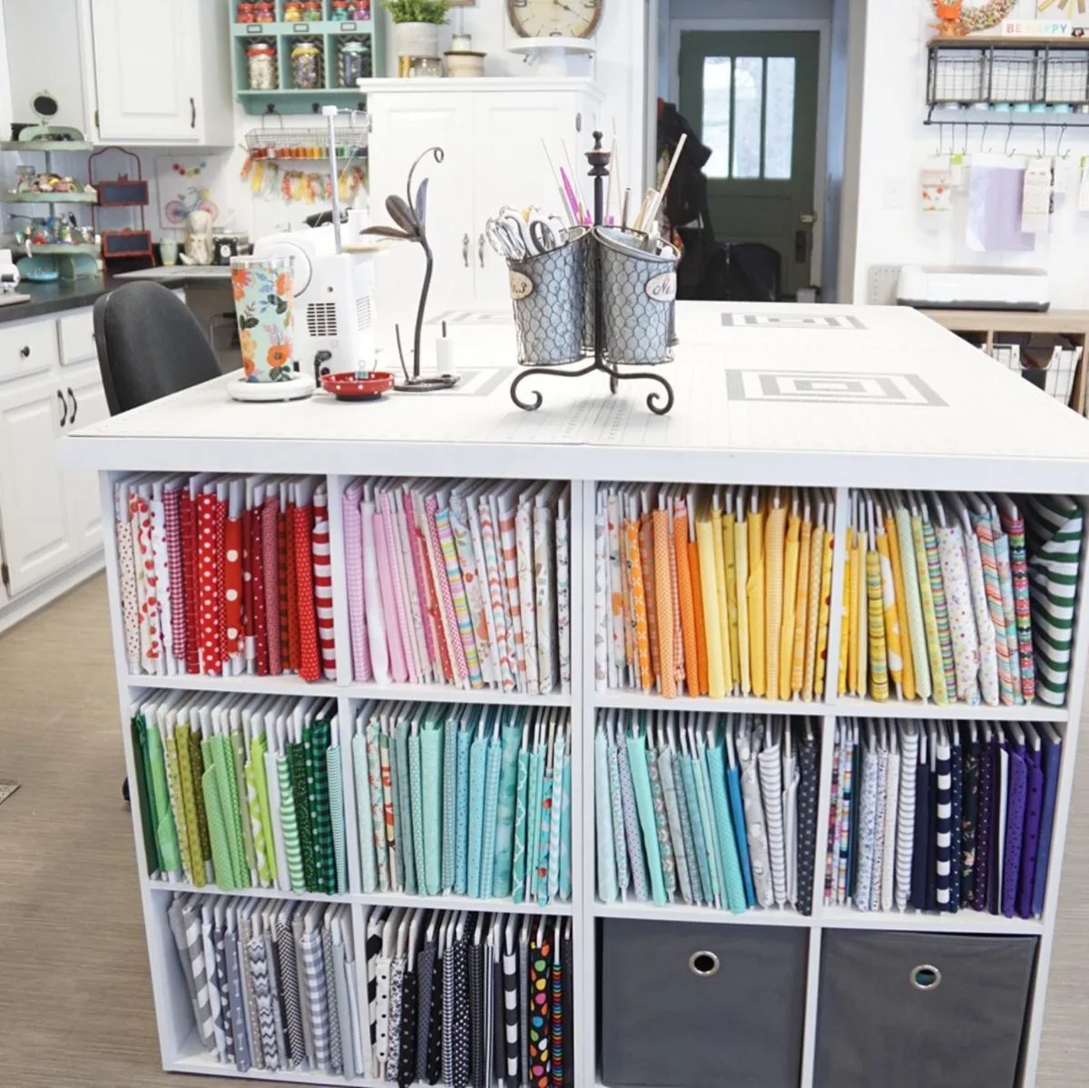 31 DIY Dollar Store Craft Room Organizing Ideas - Craftsy Hacks