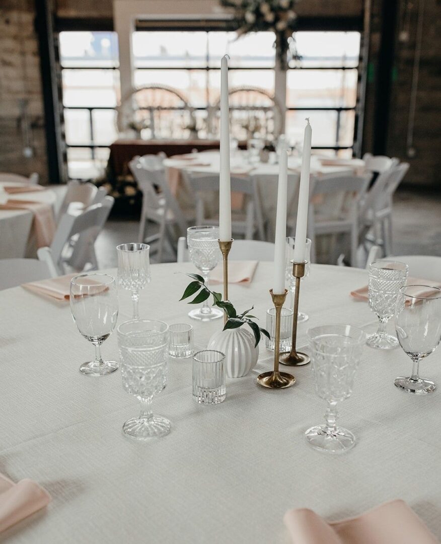 31 Casual Wedding Ideas for Low-Key Couples - Craftsy Hacks