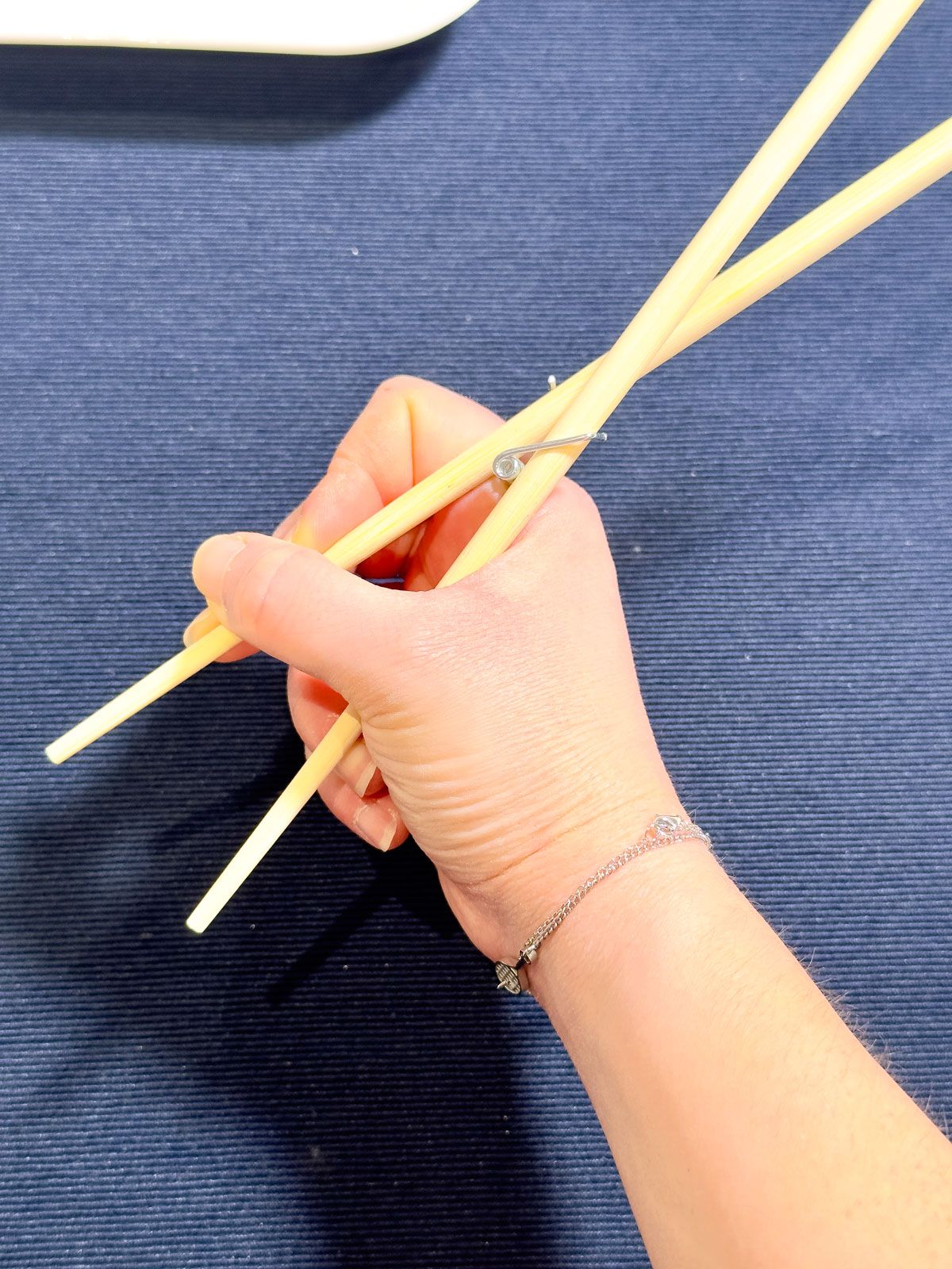 Use Chopsticks Easily