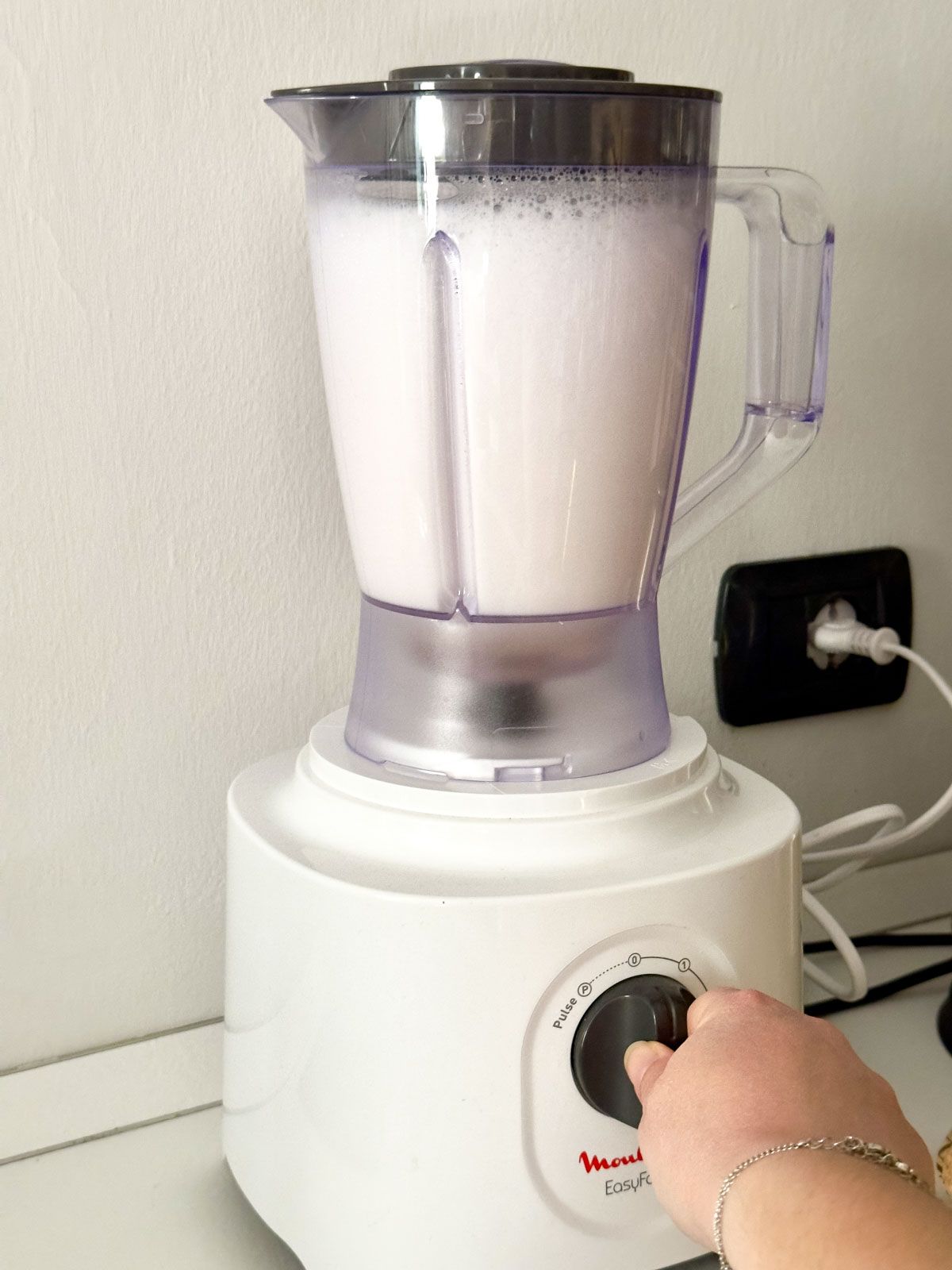 Clean Your Blender by Blending Soap and Water